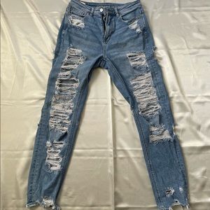 Distressed denim boyfriend jeans